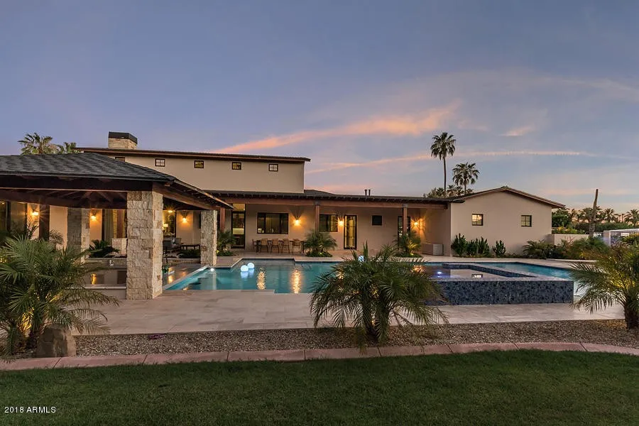 Cash Out Refinance on Luxury Home in Paradise Valley, Arizona image 2